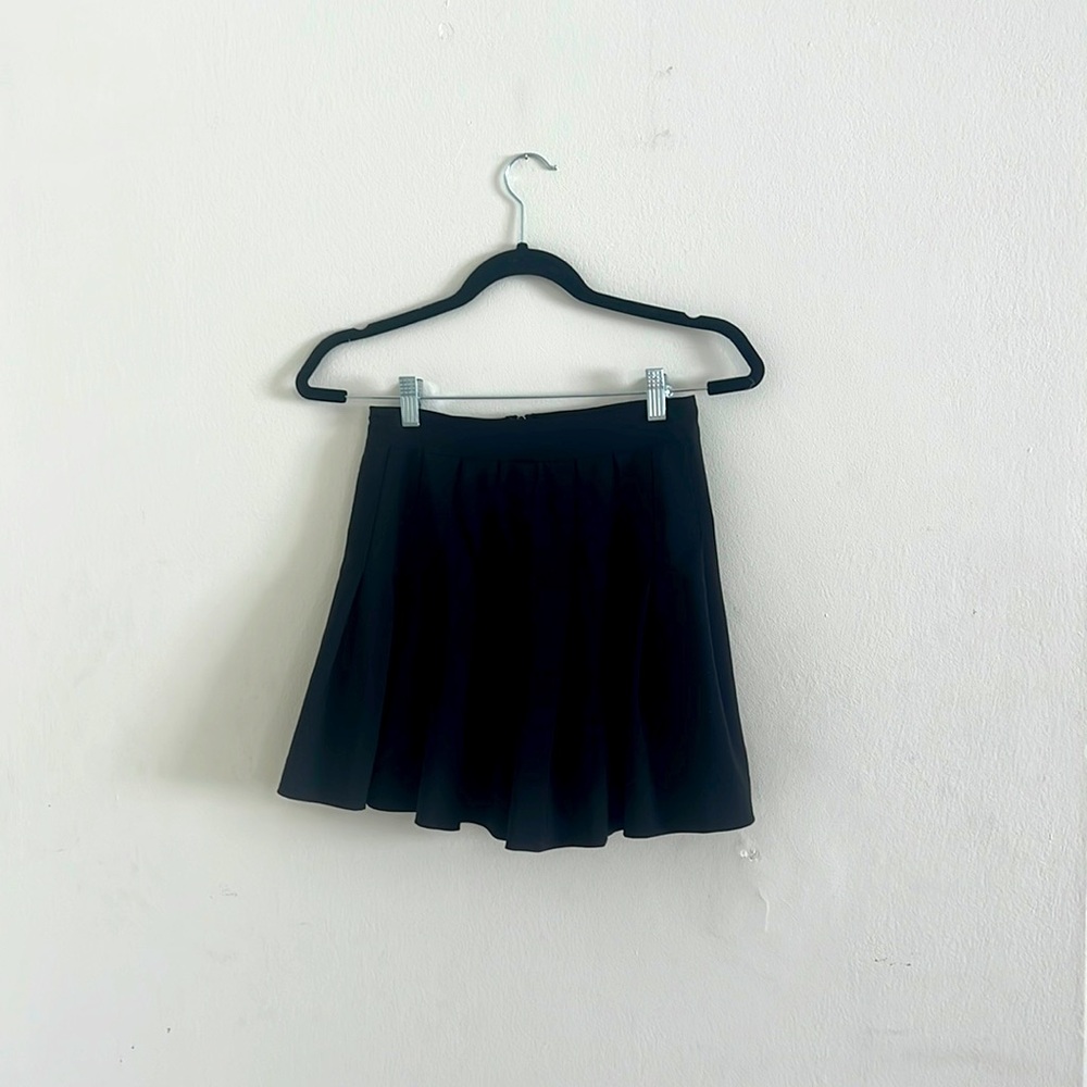 Pleated mini skirt